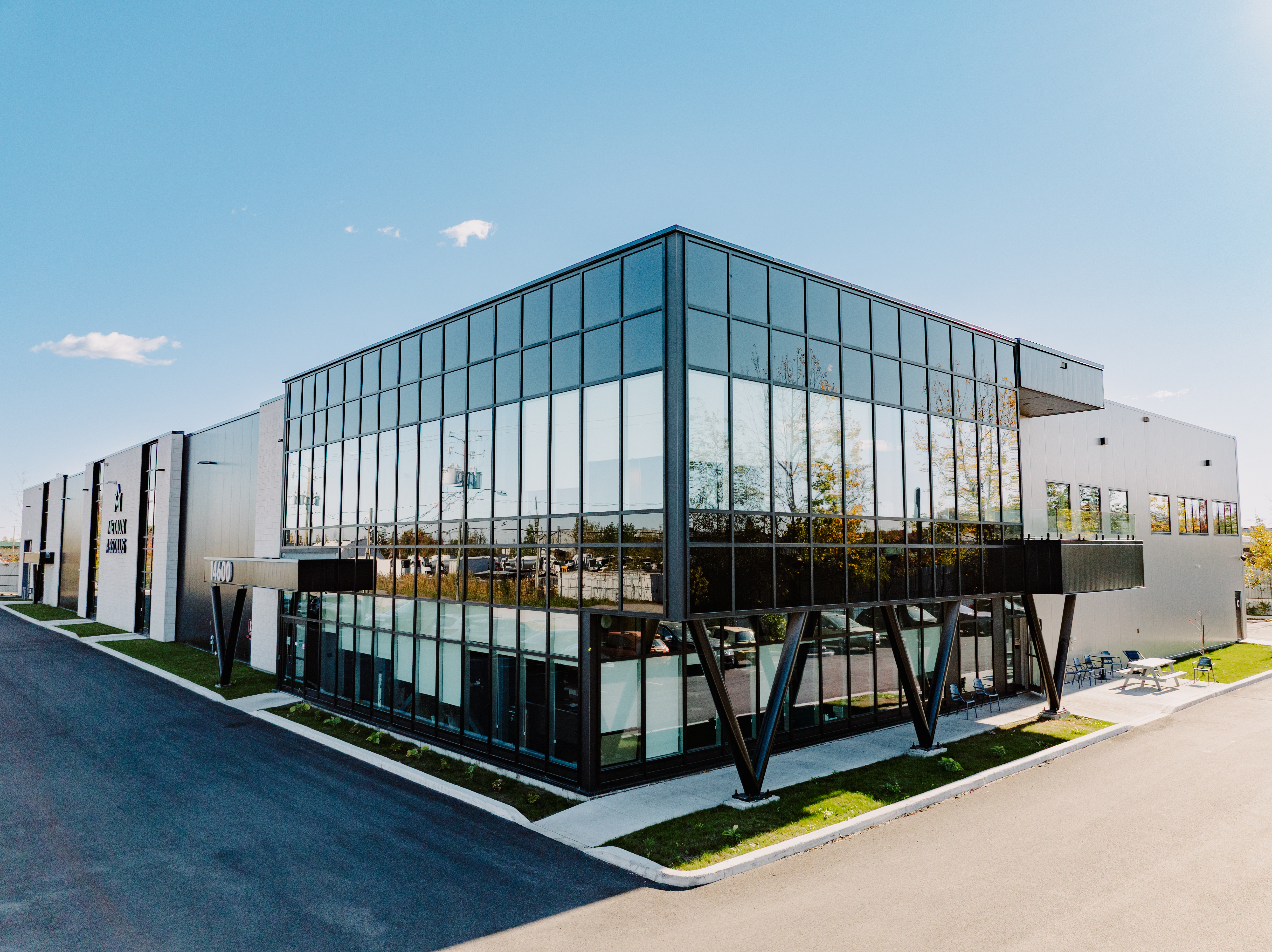 14 600, rue Joseph Marc Vermette, <br> Mirabel, Qc, J7J 1X2