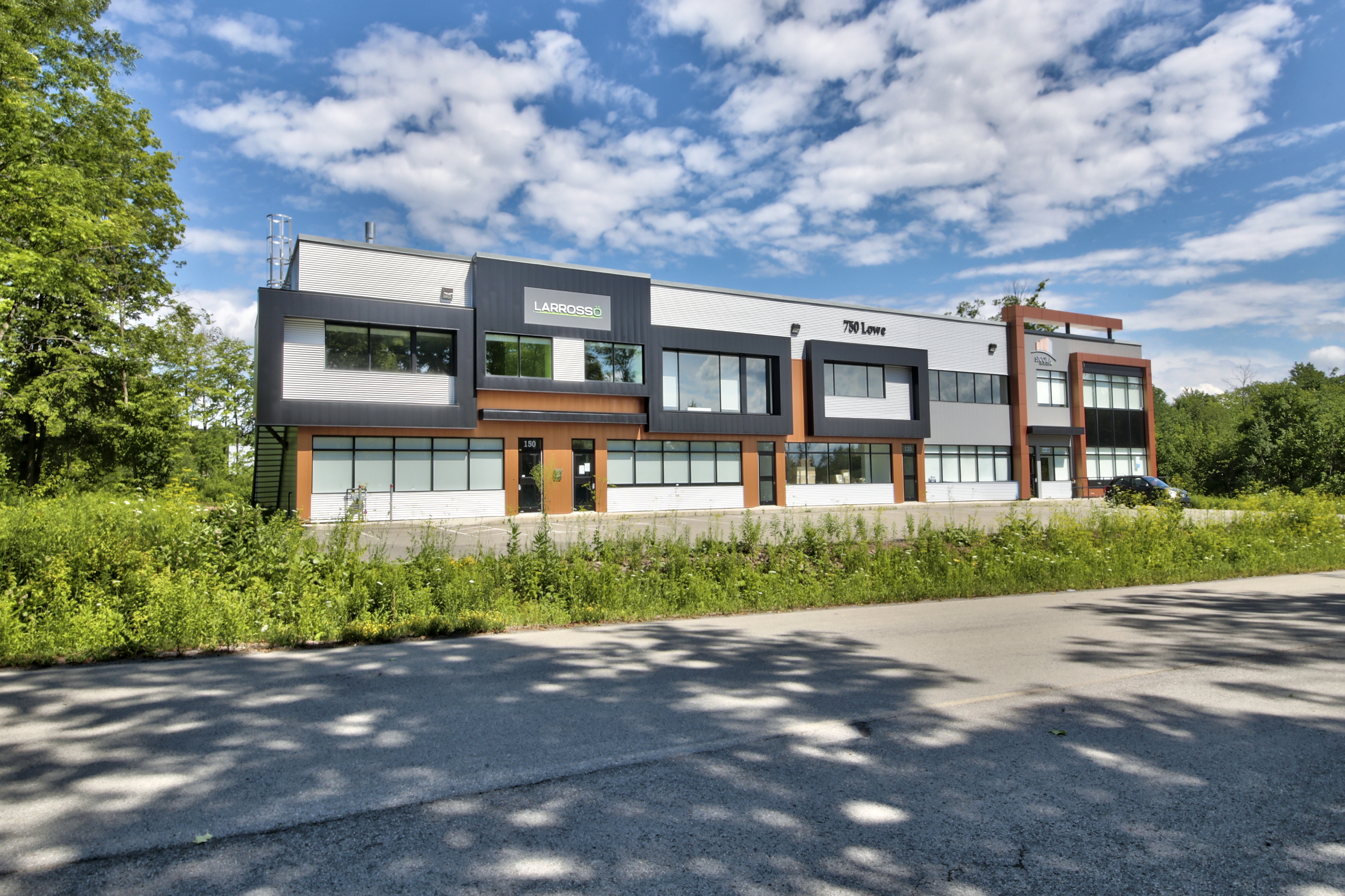 750, rue Lowe SUITE 150, <br>Lachute, Qc, J8H 4N9