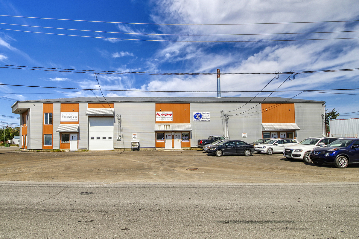 197, rue De l&rsquo;Industrie, <br>Saint-Lin-Laurentides, Qc, J5M 2E6