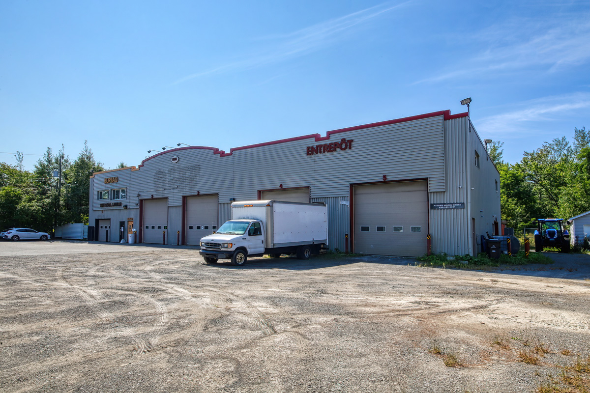 12229-Cure-Labelle-03