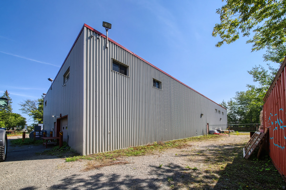 12229-Cure-Labelle-05