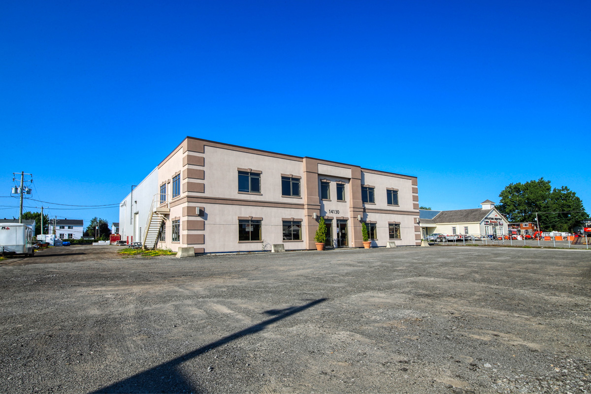 14130-Cure-Labelle-02