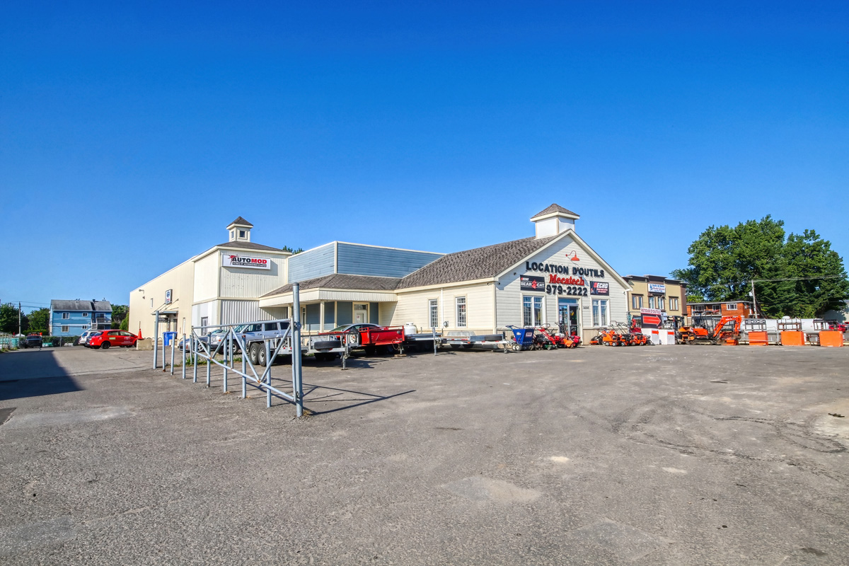 14 160 – 14 164, boul. du Curé-Labelle, <br>Mirabel, Qc, J7J 1L6