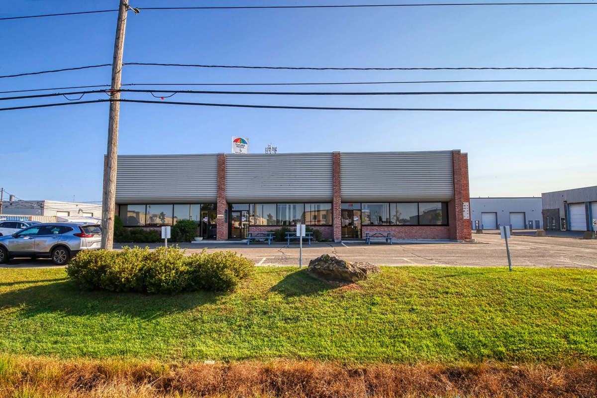14 163, boul. du Curé-Labelle SUITE 50,<br>Mirabel, Qc, J7J 1M3