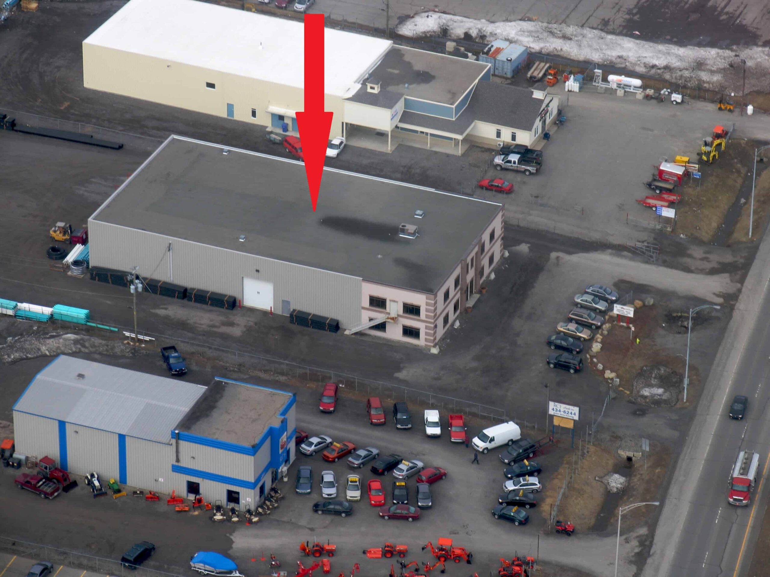 Photo-immeuble_vue-a-rienne_14-130-boul.-du-Cur-Labelle-Mirabel