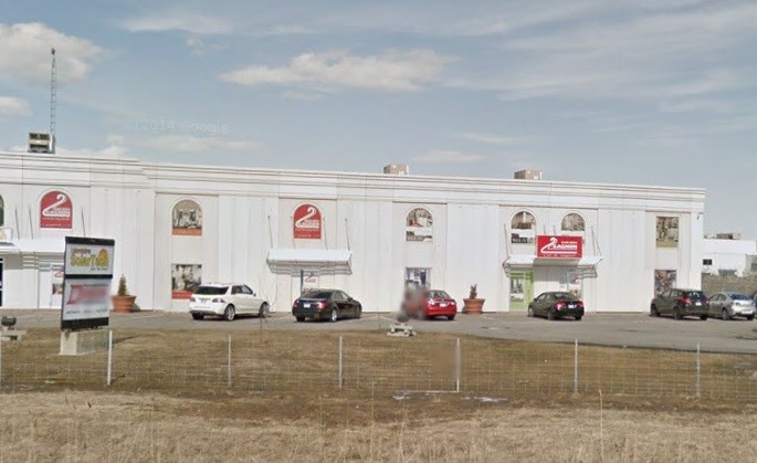 Façade_17510, rue Charles, suites 200-500, Mirabel